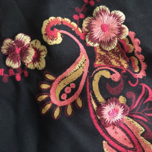 ECI Black Floral Dress with Mid Length Sleeves - Picture 4 of 4